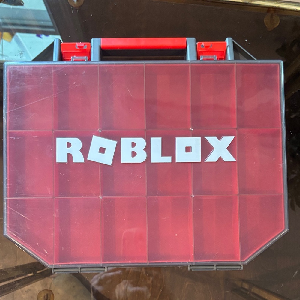 Roblox Kids Storage Case - Red
